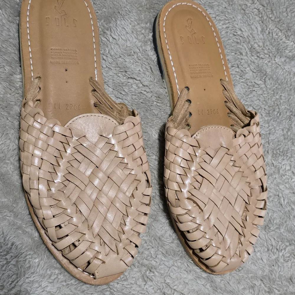 Woven Leather Slip-On Mules in Nude - Unbranded - Picture 1 of 5